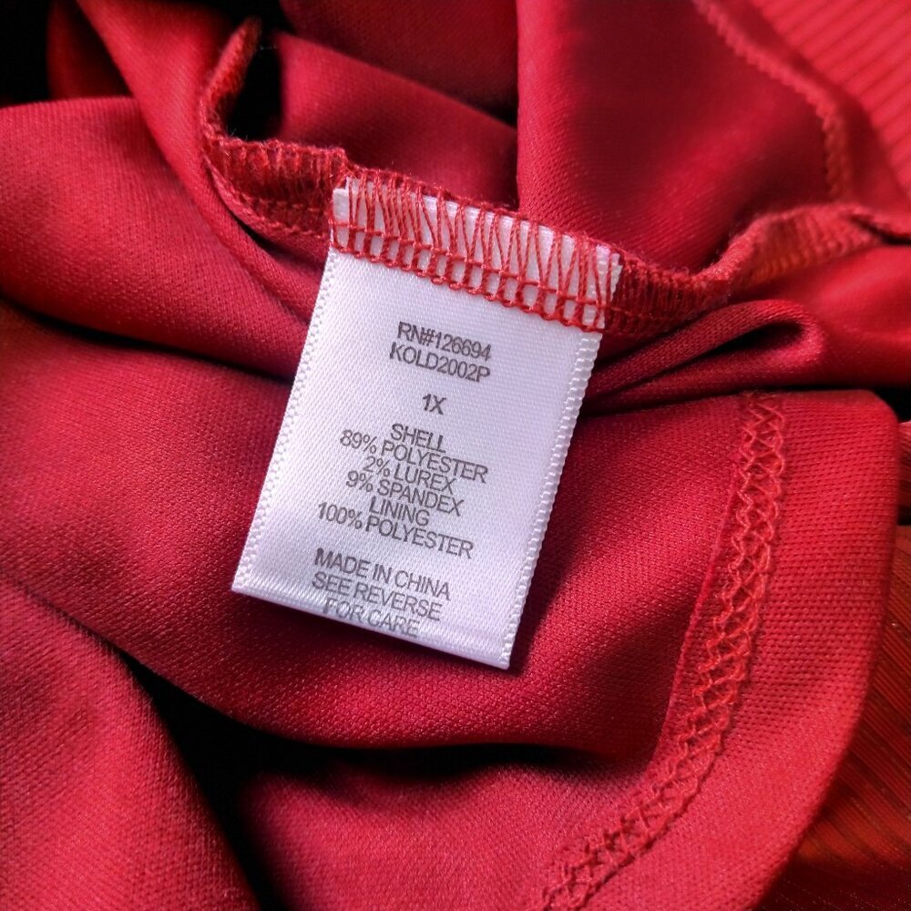 Live to be Spoiled Red Halter Dress Holiday Glitter Sleeveless Party 1X Strappy - Picture 8 of 8